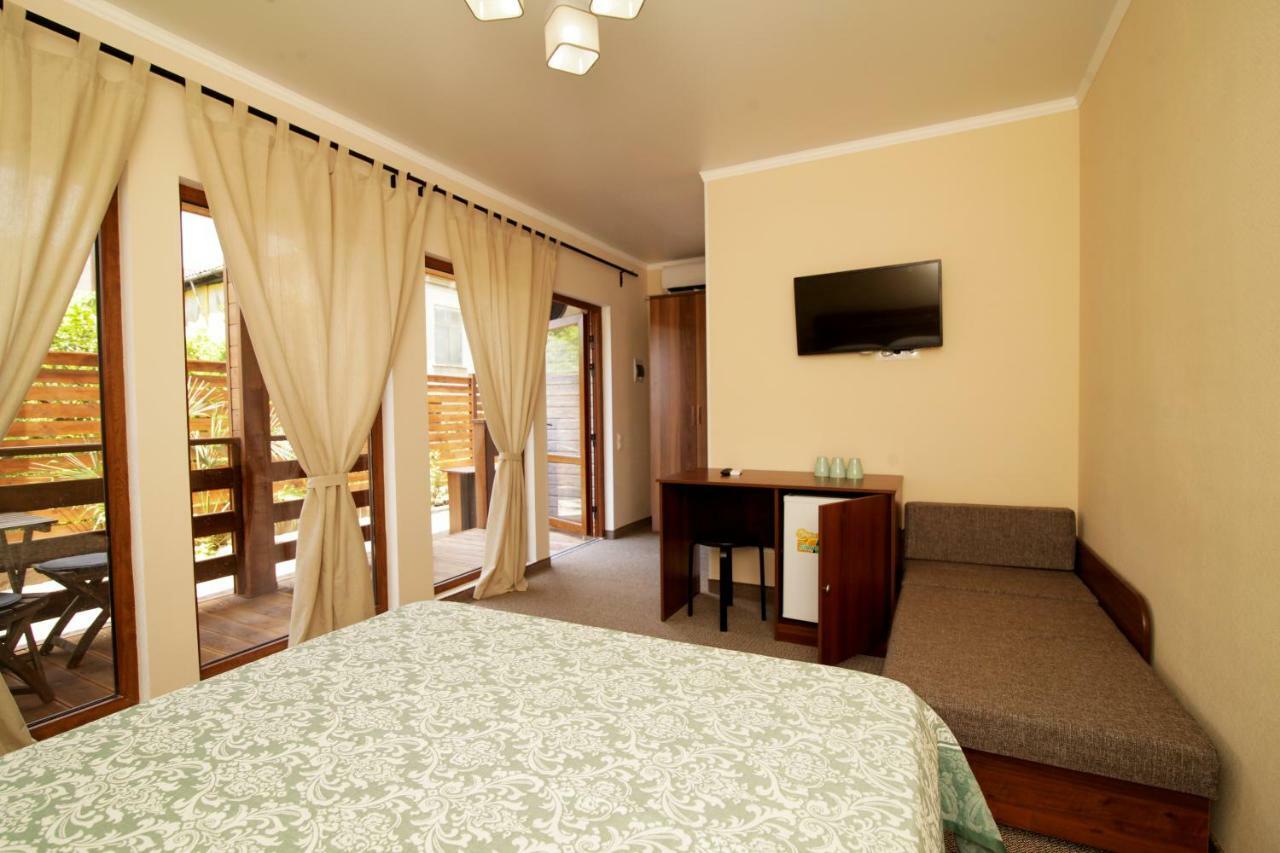Отель 14 Gagry Exterior photo